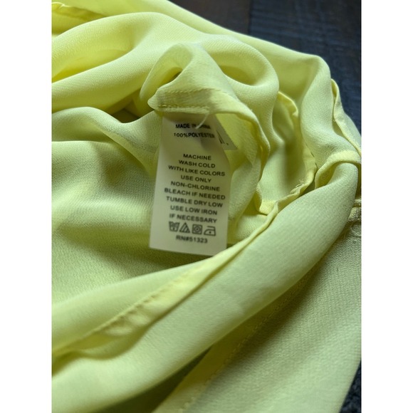 Vince Camuto Sheer Asymmetrical Tanks, Yellow and Turquoise, Size M, Lot of 2 - Picture 12 of 13